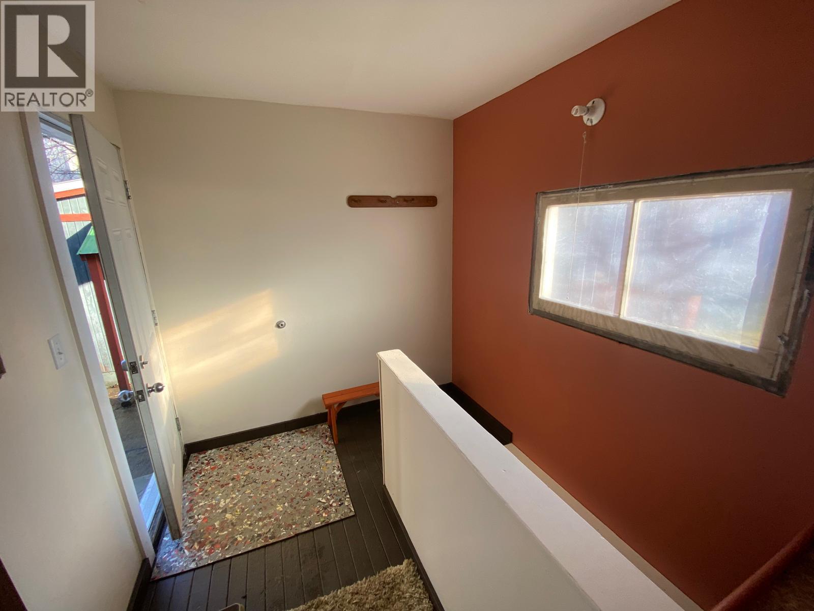 408 Third Street W, Revelstoke, British Columbia  V0E 2S0 - Photo 14 - 10386897