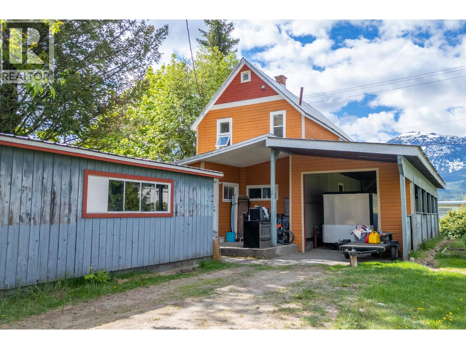 408 Third Street W, Revelstoke, British Columbia  V0E 2S0 - Photo 17 - 10386897