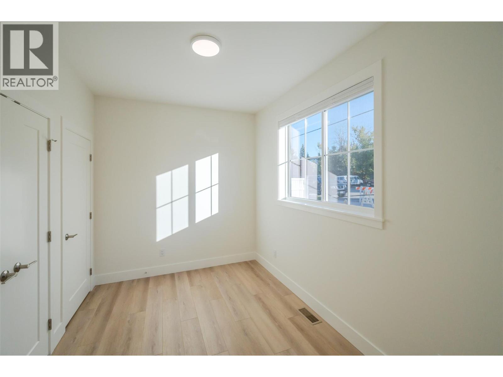 795 Ontario Street Unit# 108, Penticton, British Columbia  V2A 4S4 - Photo 12 - 10389052