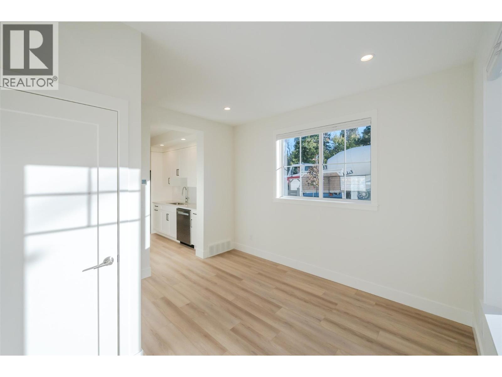 795 Ontario Street Unit# 108, Penticton, British Columbia  V2A 4S4 - Photo 2 - 10389052