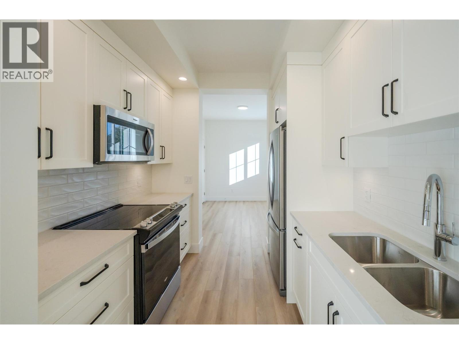 795 Ontario Street Unit# 108, Penticton, British Columbia  V2A 4S4 - Photo 6 - 10389052