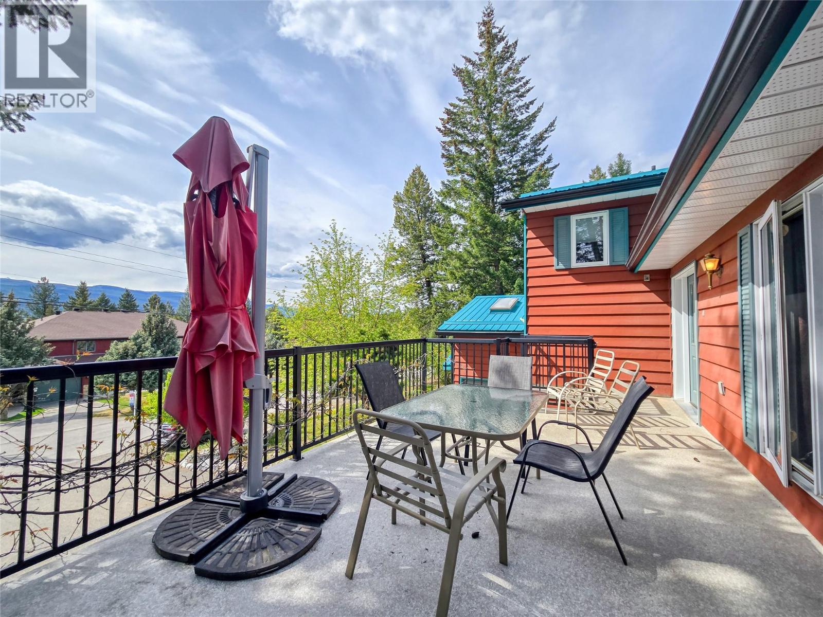 4938 Hot Springs Road, Fairmont Hot Springs, British Columbia  V0B 1L1 - Photo 17 - 10388571