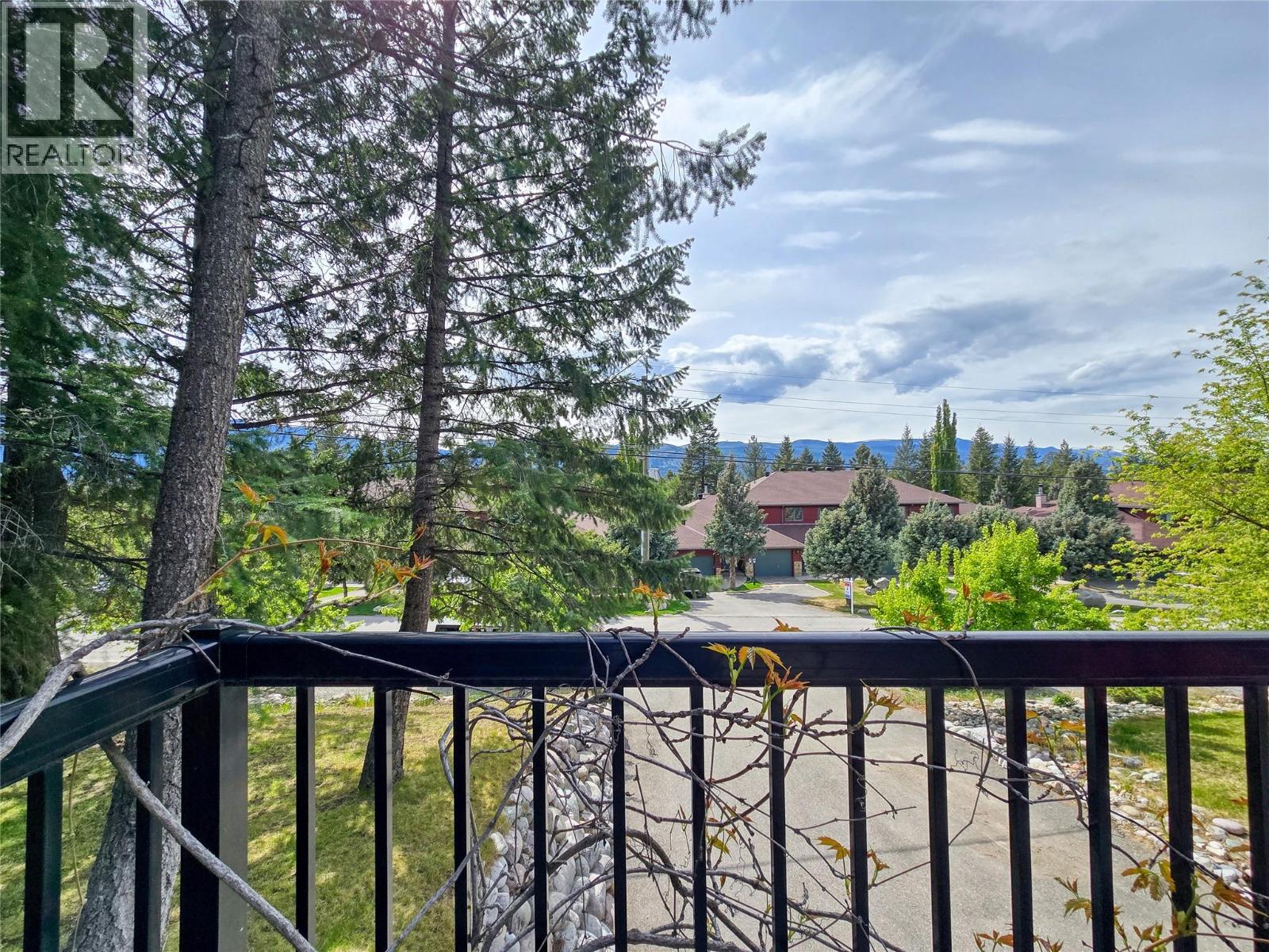4938 Hot Springs Road, Fairmont Hot Springs, British Columbia  V0B 1L1 - Photo 18 - 10388571
