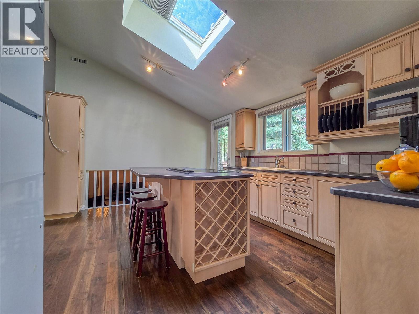 4938 Hot Springs Road, Fairmont Hot Springs, British Columbia  V0B 1L1 - Photo 27 - 10388571