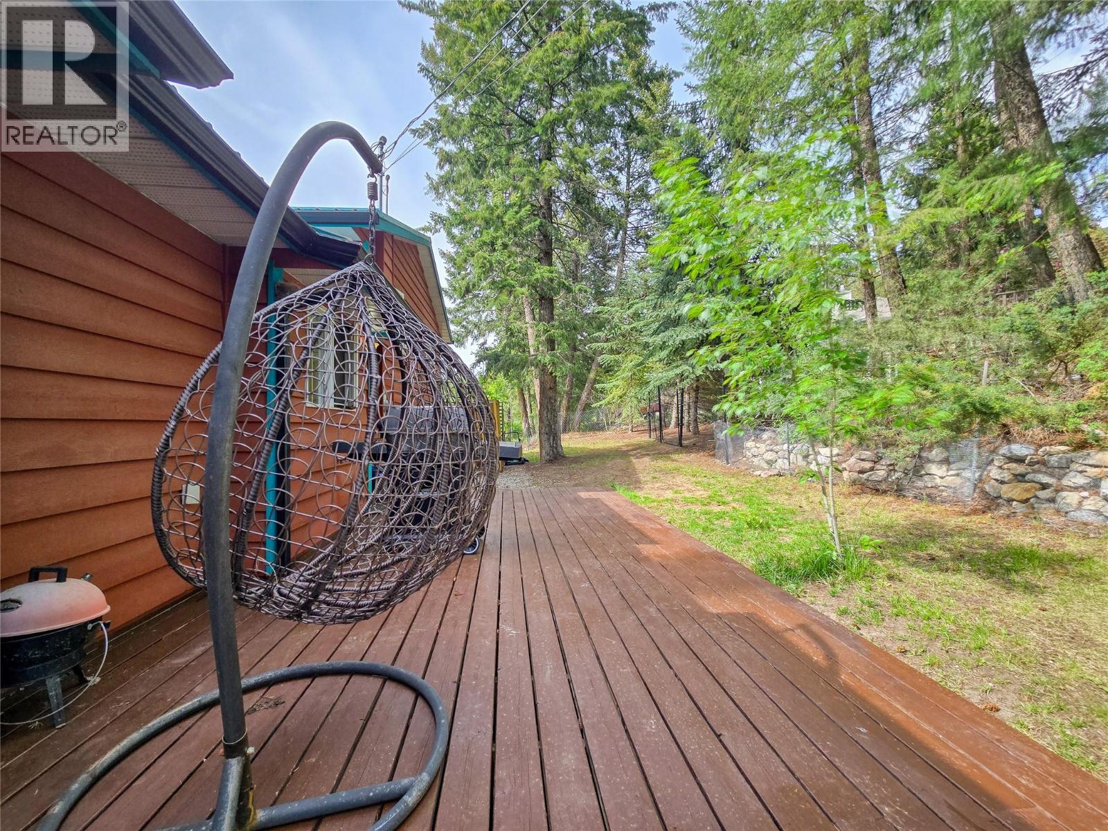 4938 Hot Springs Road, Fairmont Hot Springs, British Columbia  V0B 1L1 - Photo 31 - 10388571