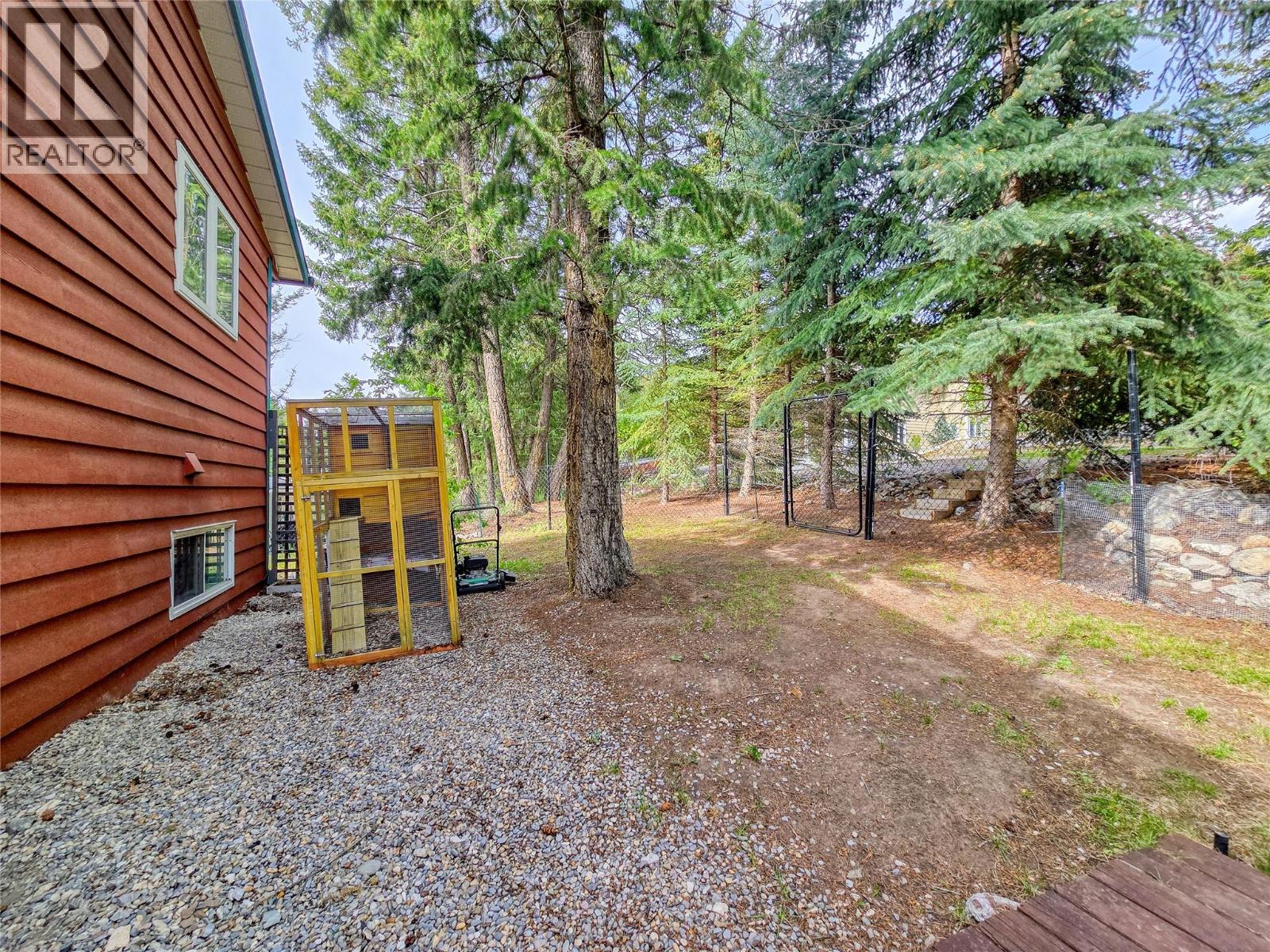 4938 Hot Springs Road, Fairmont Hot Springs, British Columbia  V0B 1L1 - Photo 32 - 10388571