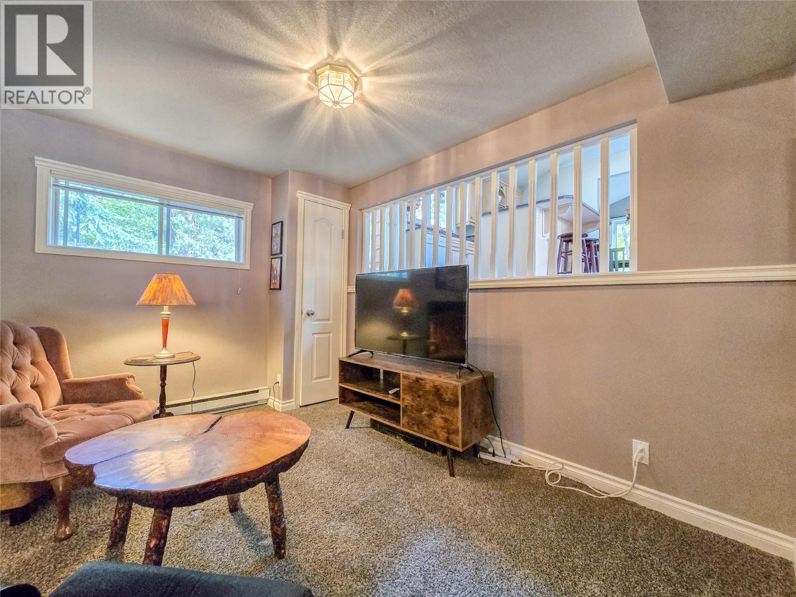4938 Hot Springs Road, Fairmont Hot Springs, British Columbia  V0B 1L1 - Photo 52 - 10388571