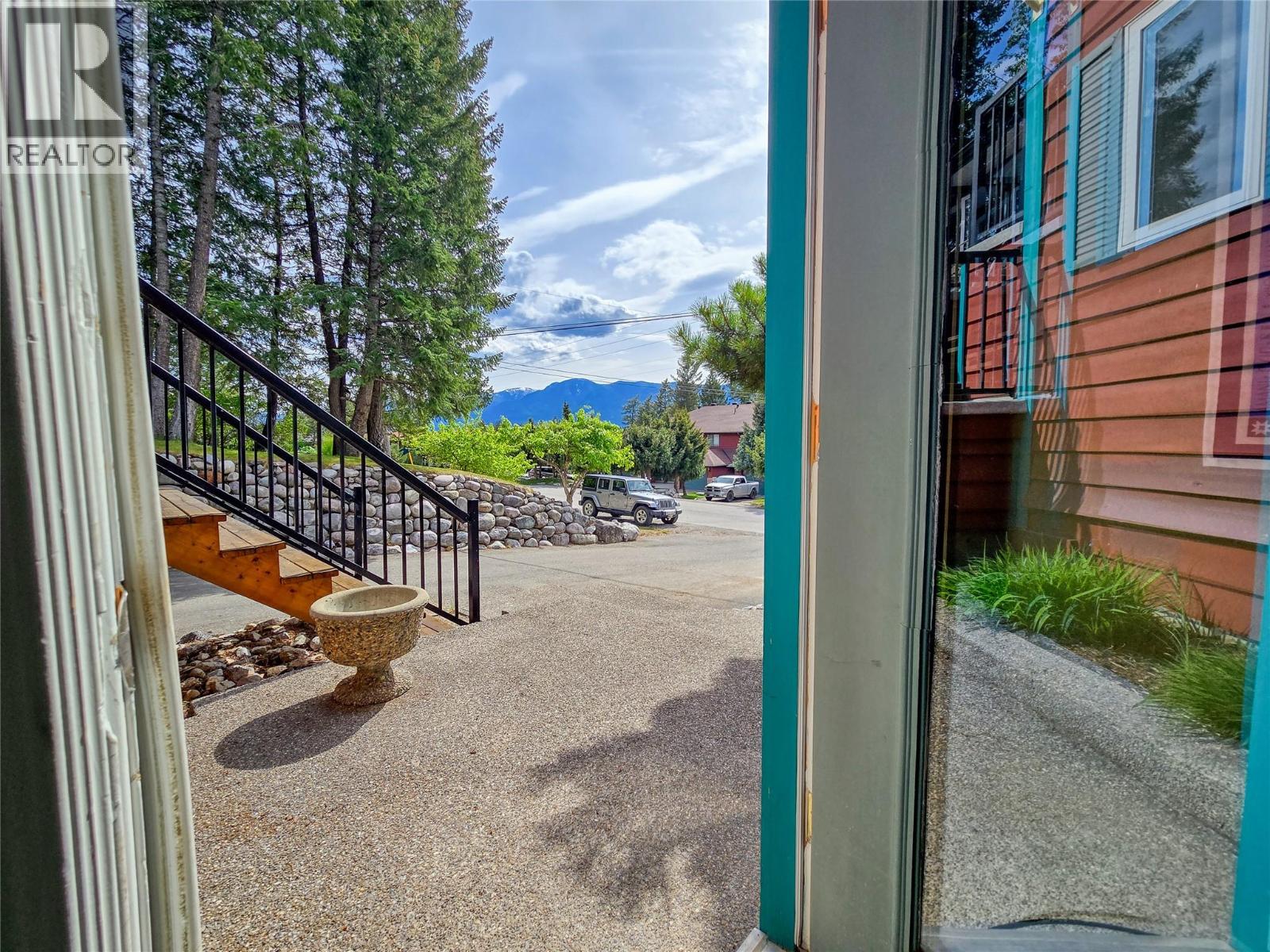 4938 Hot Springs Road, Fairmont Hot Springs, British Columbia  V0B 1L1 - Photo 69 - 10388571