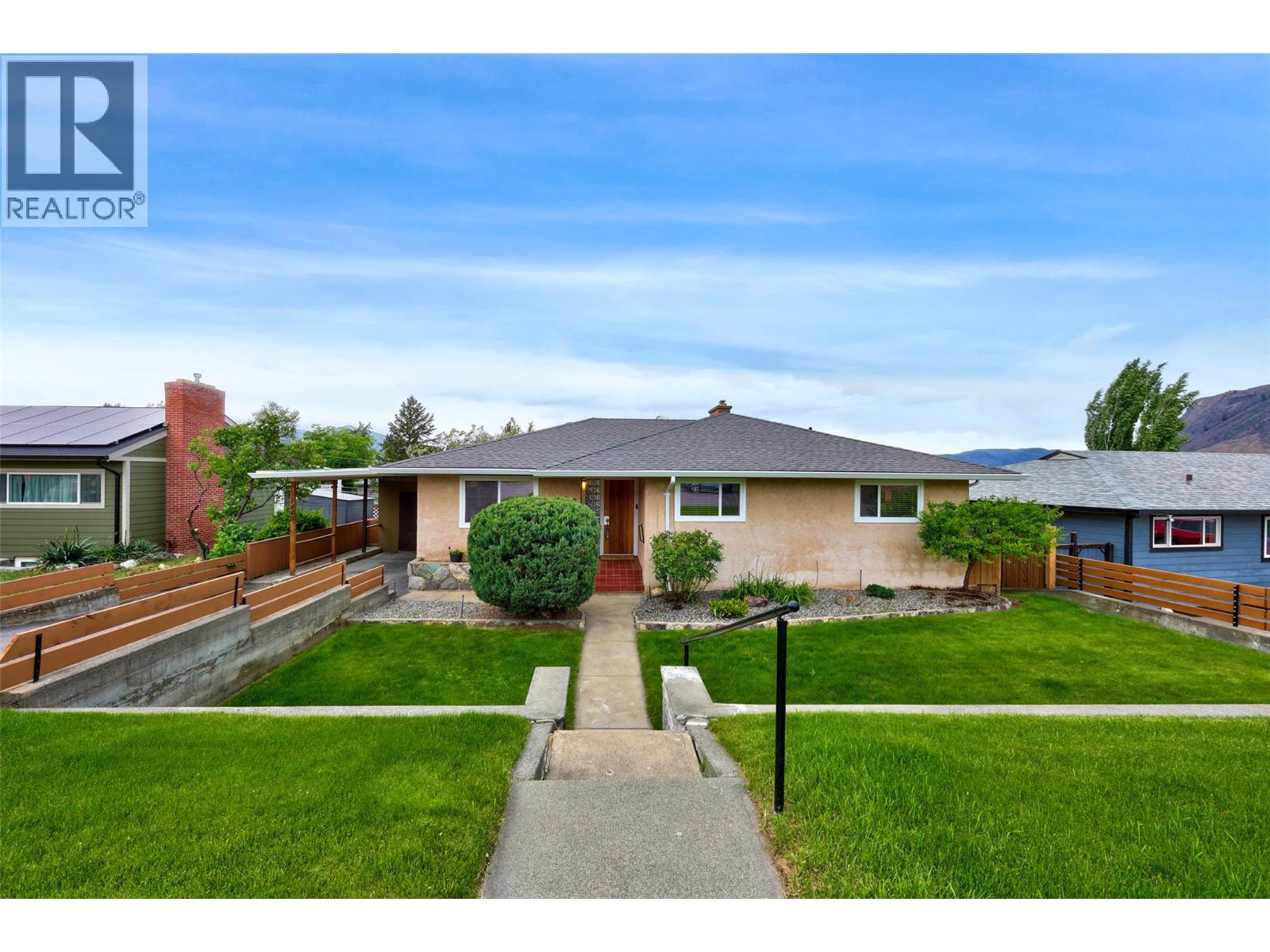 1448 Pine Crescent, kamloops, British Columbia
