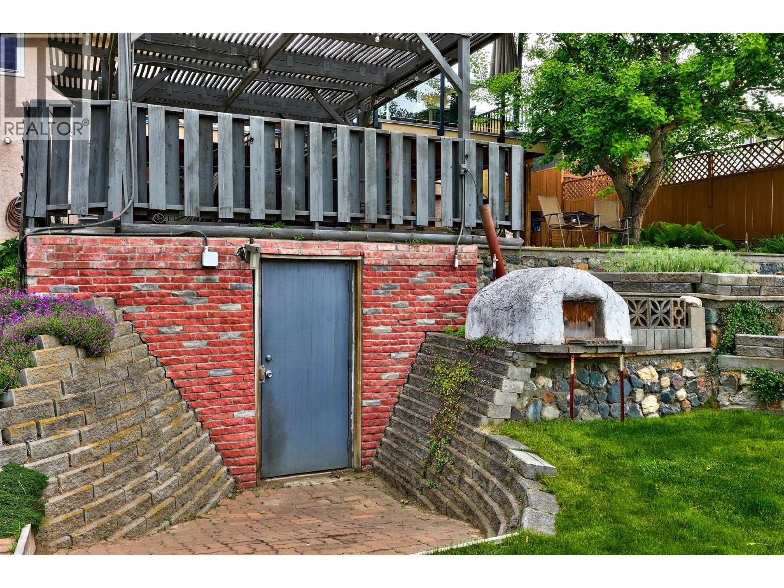 1448 Pine Crescent, Kamloops, British Columbia  V2C 2Z3 - Photo 42 - 10388598