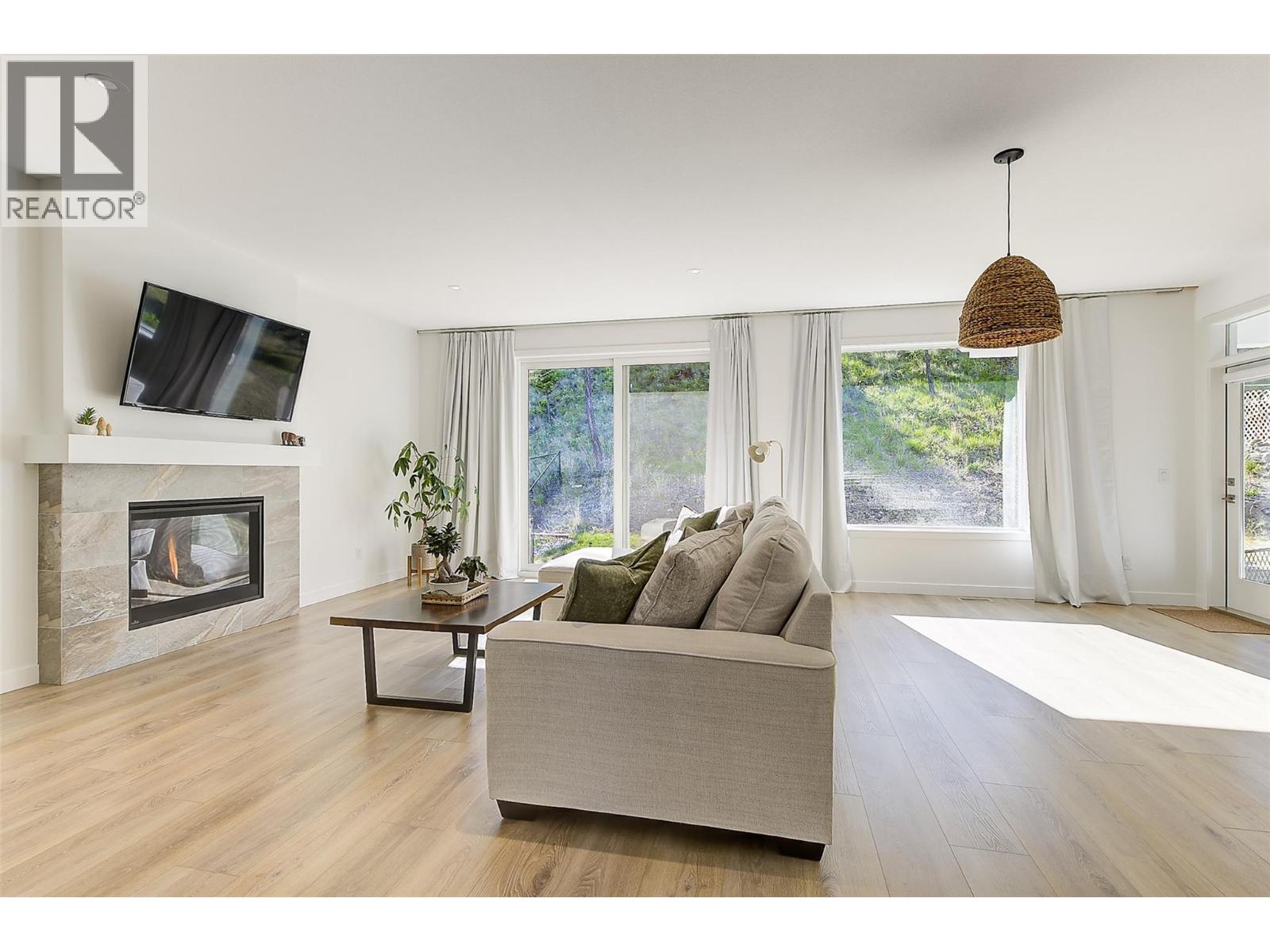 206 Echo Ridge, Kelowna, British Columbia  V1V 0C9 - Photo 11 - 10389056