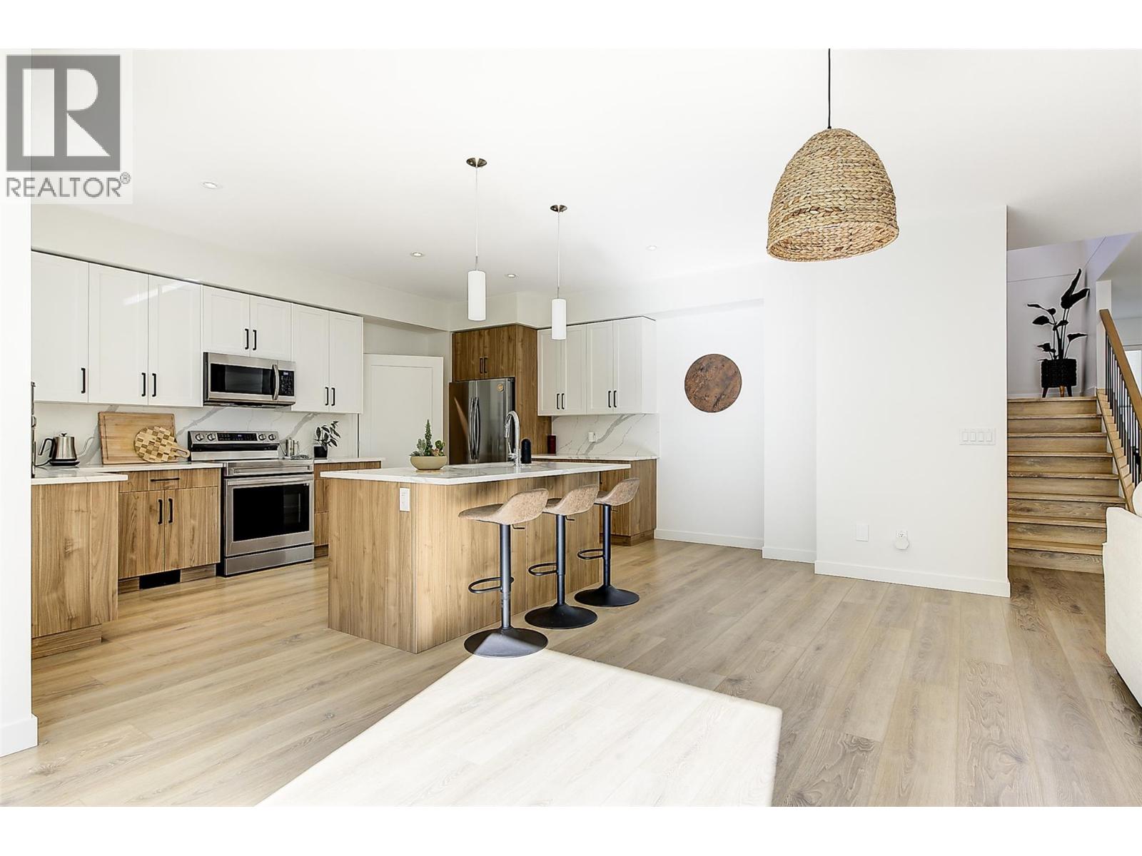 206 Echo Ridge, Kelowna, British Columbia  V1V 0C9 - Photo 19 - 10389056