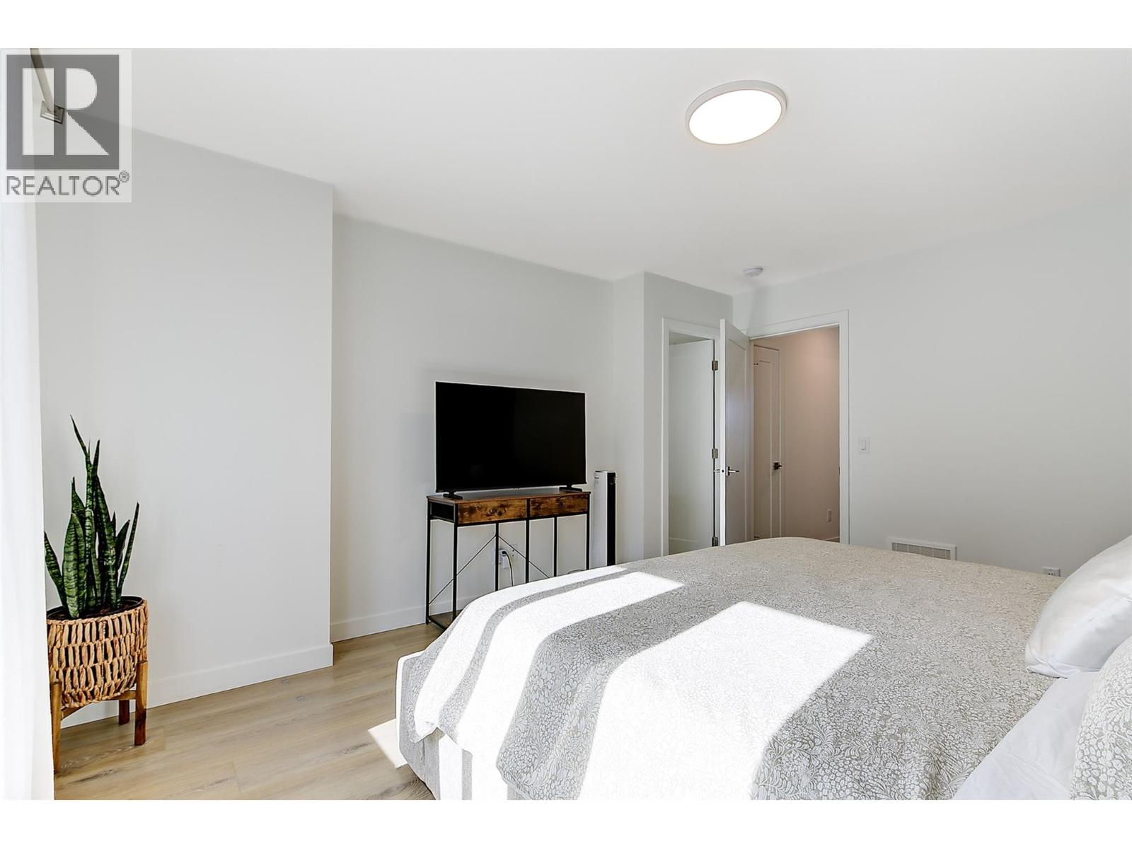 206 Echo Ridge, Kelowna, British Columbia  V1V 0C9 - Photo 37 - 10389056