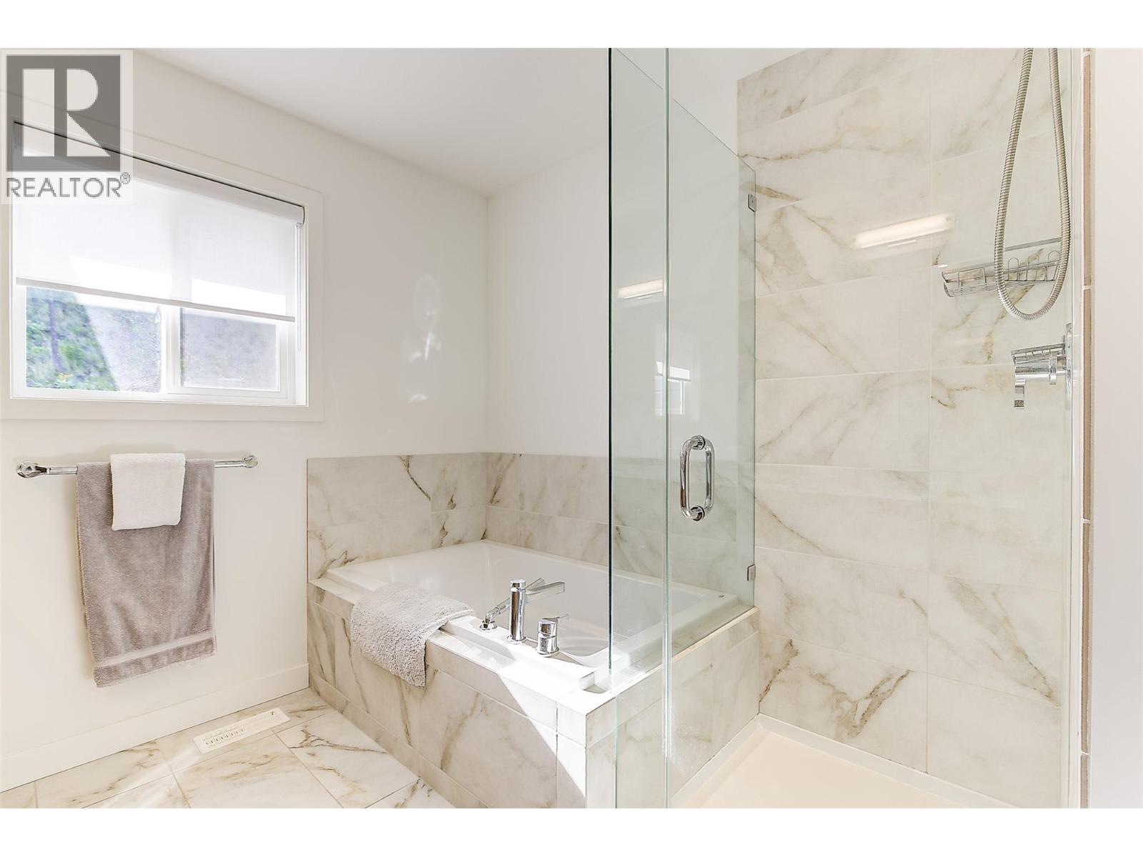 206 Echo Ridge, Kelowna, British Columbia  V1V 0C9 - Photo 39 - 10389056