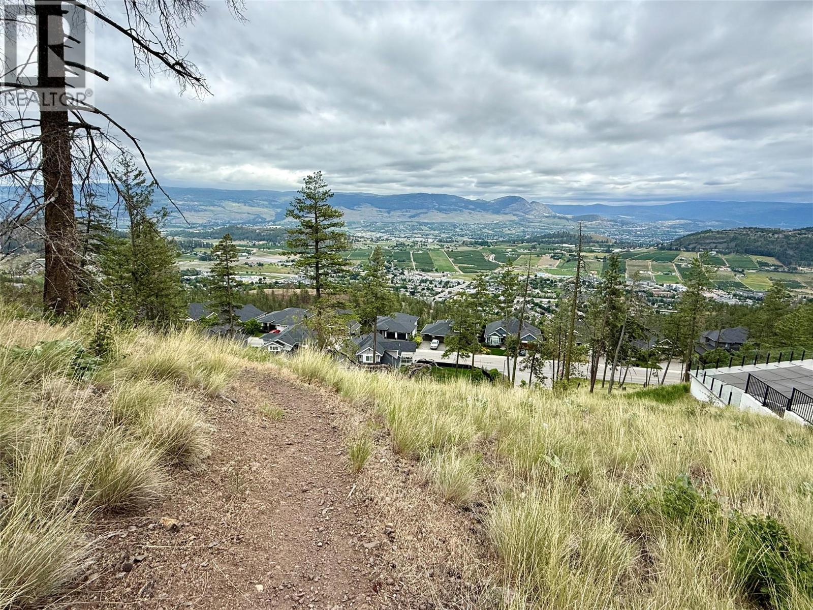 206 Echo Ridge, Kelowna, British Columbia  V1V 0C9 - Photo 5 - 10389056
