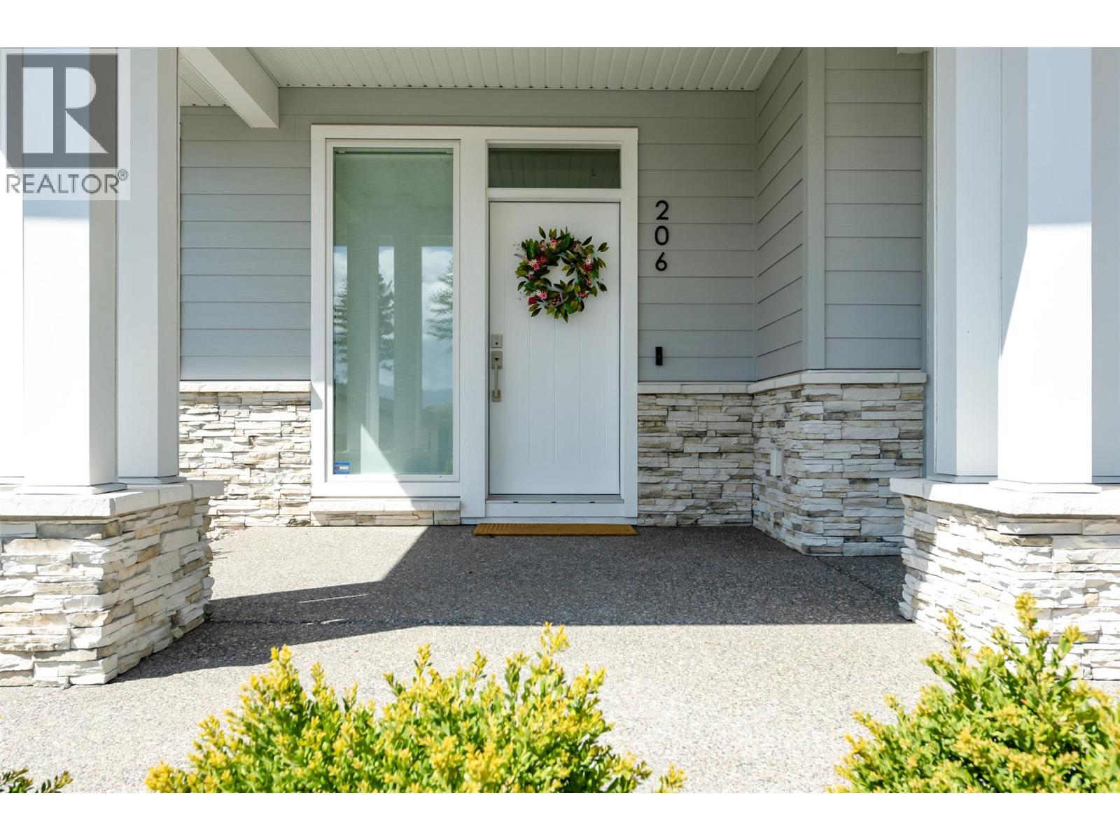 206 Echo Ridge, Kelowna, British Columbia  V1V 0C9 - Photo 9 - 10389056