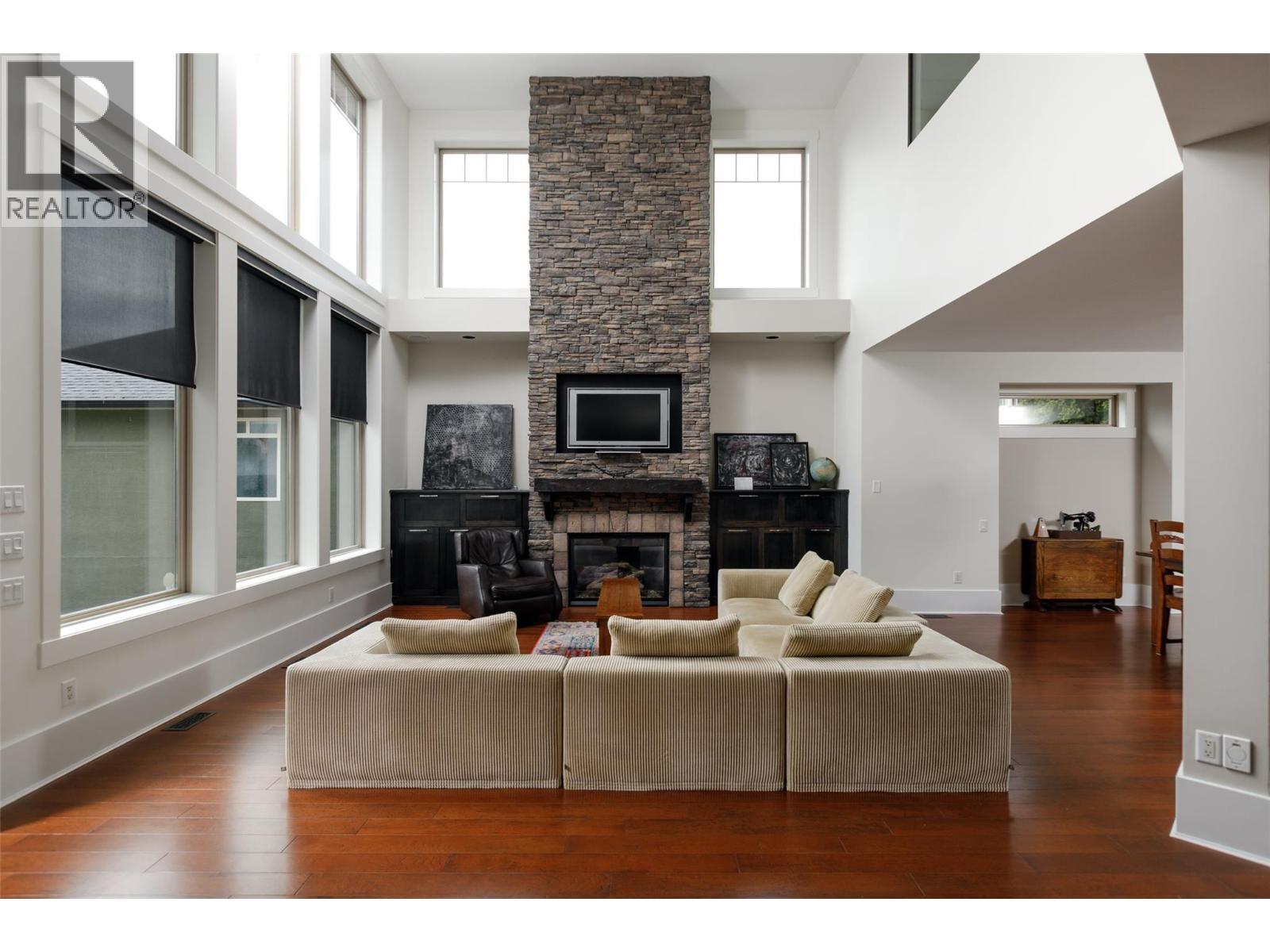 3192 Vineyard View Drive, West Kelowna, British Columbia  V4T 3B4 - Photo 7 - 10388589