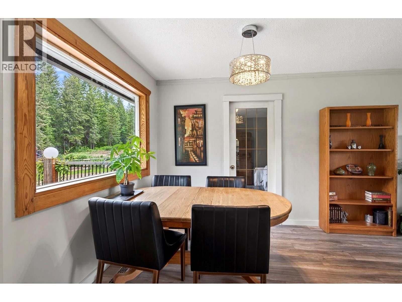 366 Joyce Lane, Clearwater, British Columbia  V0E 1N1 - Photo 10 - 10385841