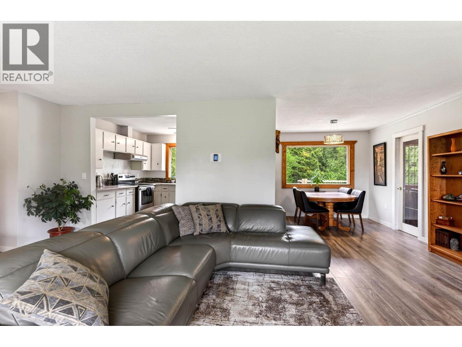 366 Joyce Lane, Clearwater, British Columbia  V0E 1N1 - Photo 14 - 10385841