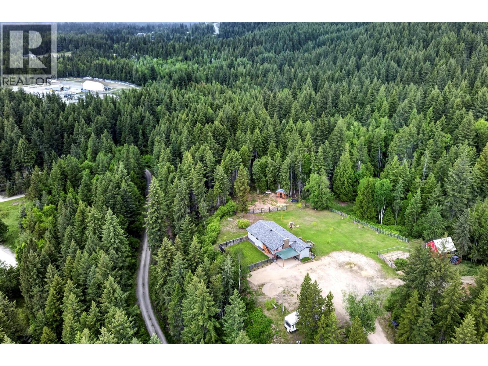 366 Joyce Lane, Clearwater, British Columbia  V0E 1N1 - Photo 2 - 10385841