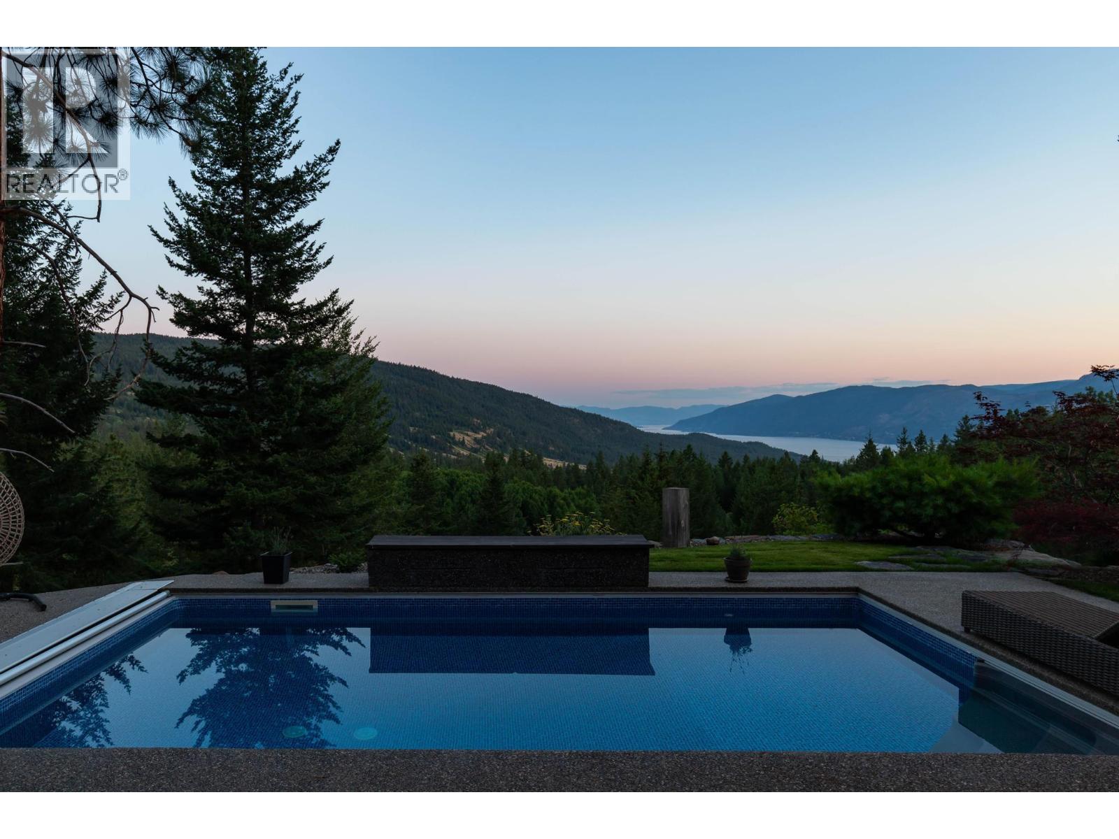 26 Commonage Road, Vernon, British Columbia  V1H 1G4 - Photo 12 - 10387248