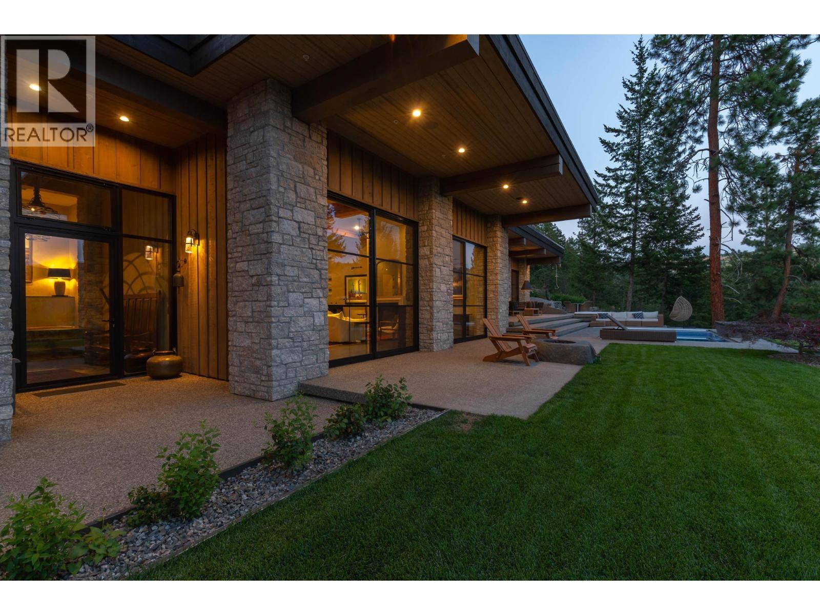 26 Commonage Road, Vernon, British Columbia  V1H 1G4 - Photo 5 - 10387248