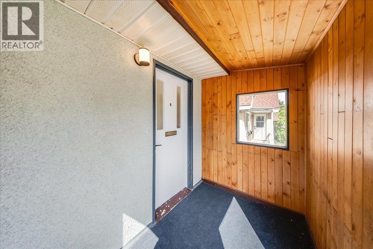 1480 Third Avenue, Trail, British Columbia  V1R 1P6 - Photo 25 - 10389049