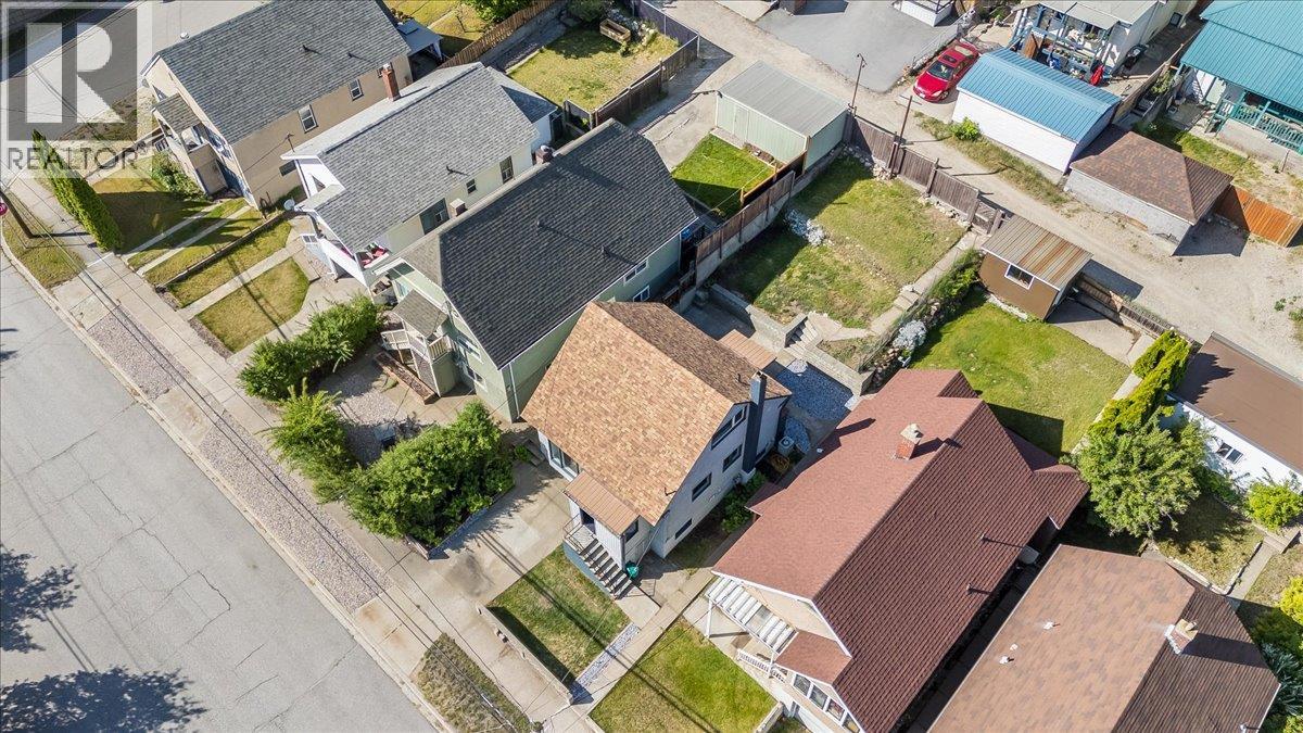 1480 Third Avenue, Trail, British Columbia  V1R 1P6 - Photo 41 - 10389049