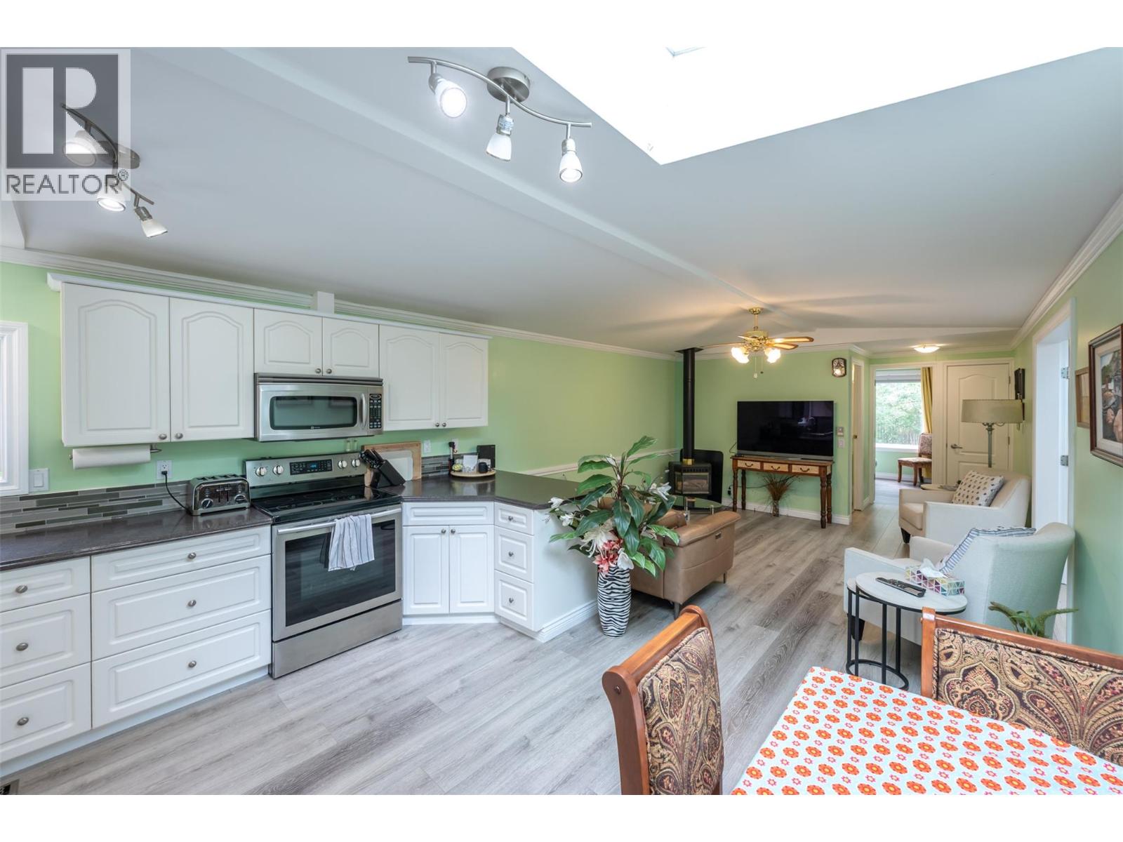 8487 97 Highway Unit# 77, Oliver, British Columbia  V0H 1T2 - Photo 12 - 10388707