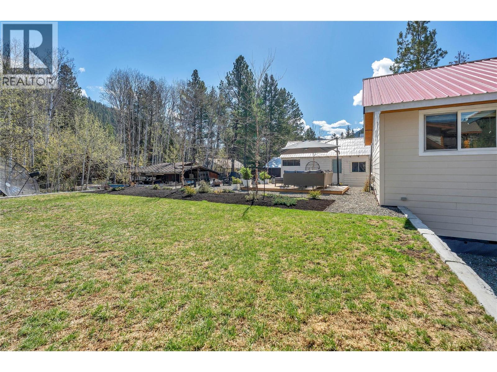 2657 Nicola Avenue, Tulameen, British Columbia  V0X 1W0 - Photo 46 - 10388867