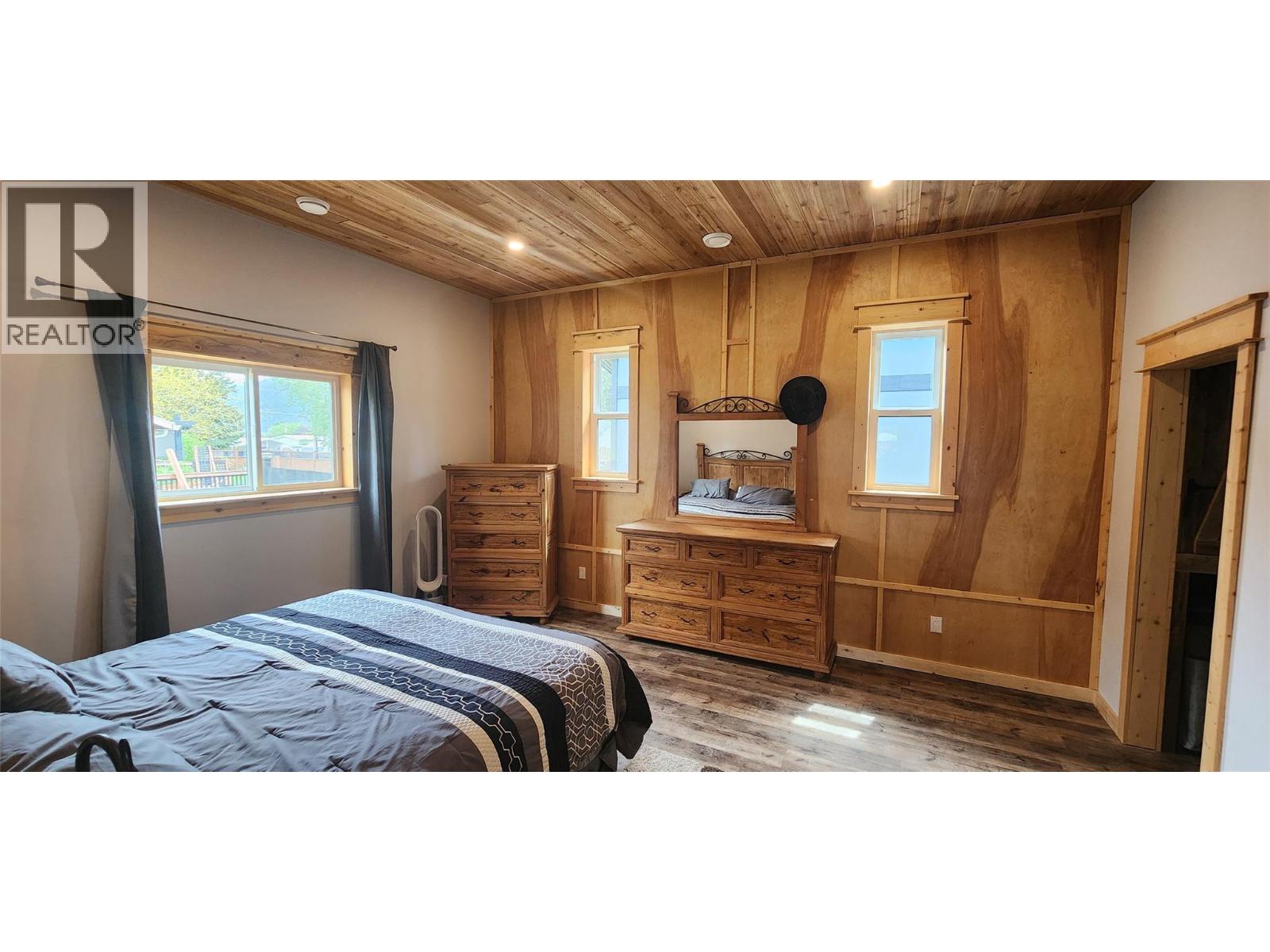 90 Sagamore Road, Grand Forks, British Columbia  V0H 1H4 - Photo 31 - 10386232