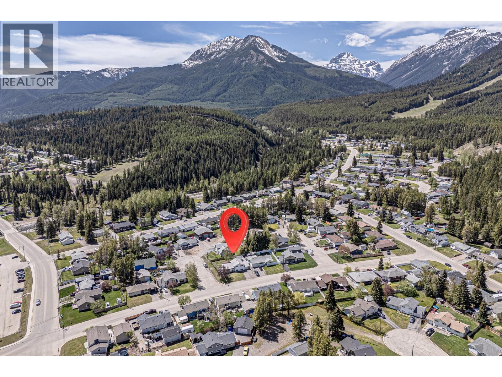 832 Michel Road, Elkford, British Columbia  V0B 1H0 - Photo 65 - 10388138