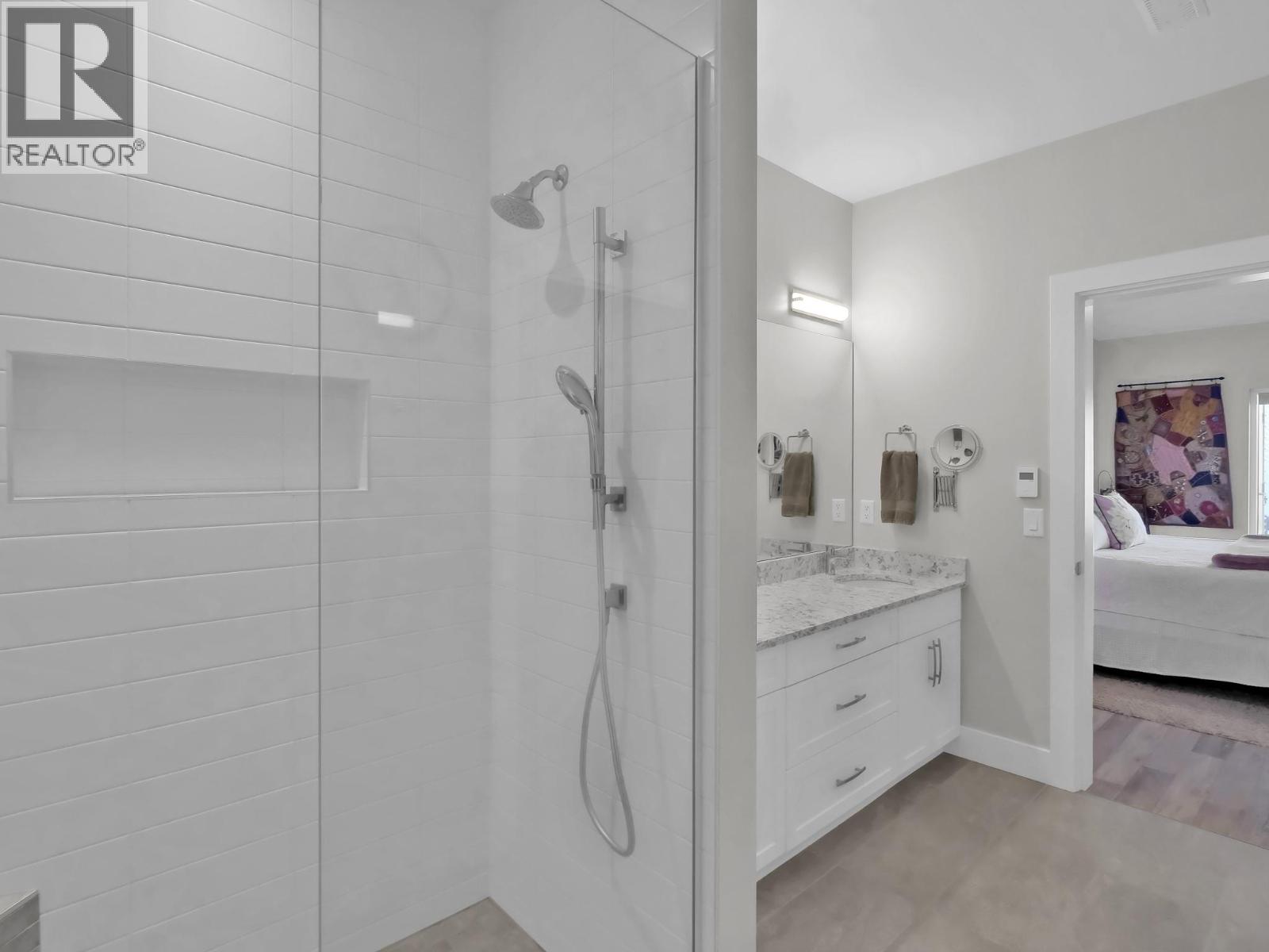 100 Vista Way Unit# 132, Penticton, British Columbia  V2A 0B3 - Photo 24 - 10389100