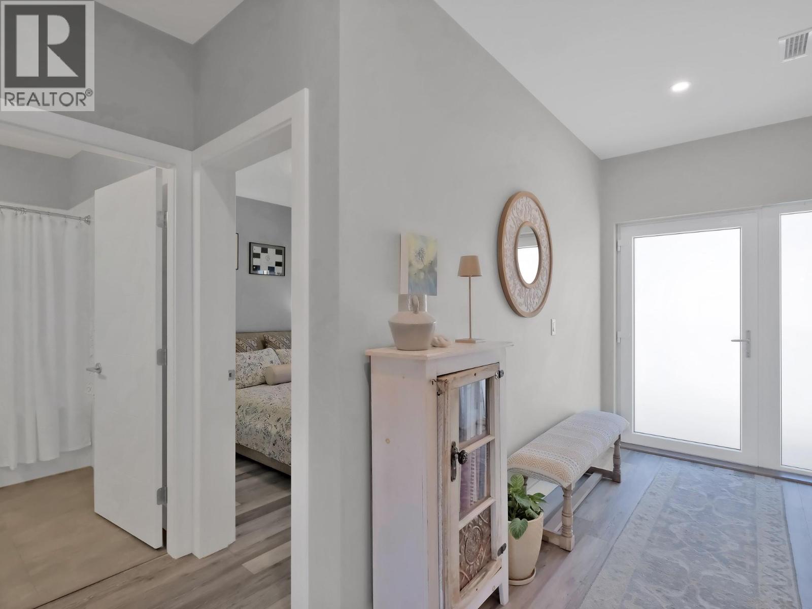 100 Vista Way Unit# 132, Penticton, British Columbia  V2A 0B3 - Photo 5 - 10389100