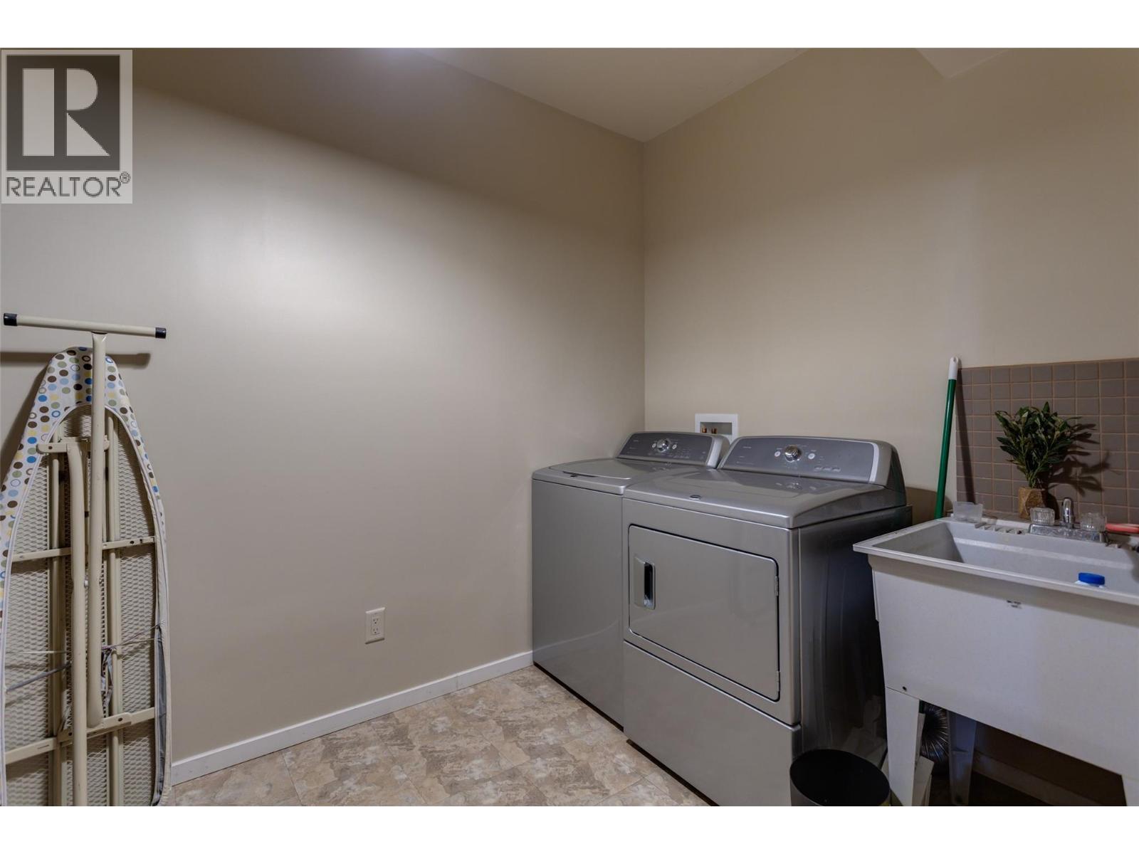 1827 Tower Ranch Boulevard, Kelowna, British Columbia  V1P 1R1 - Photo 39 - 10388990