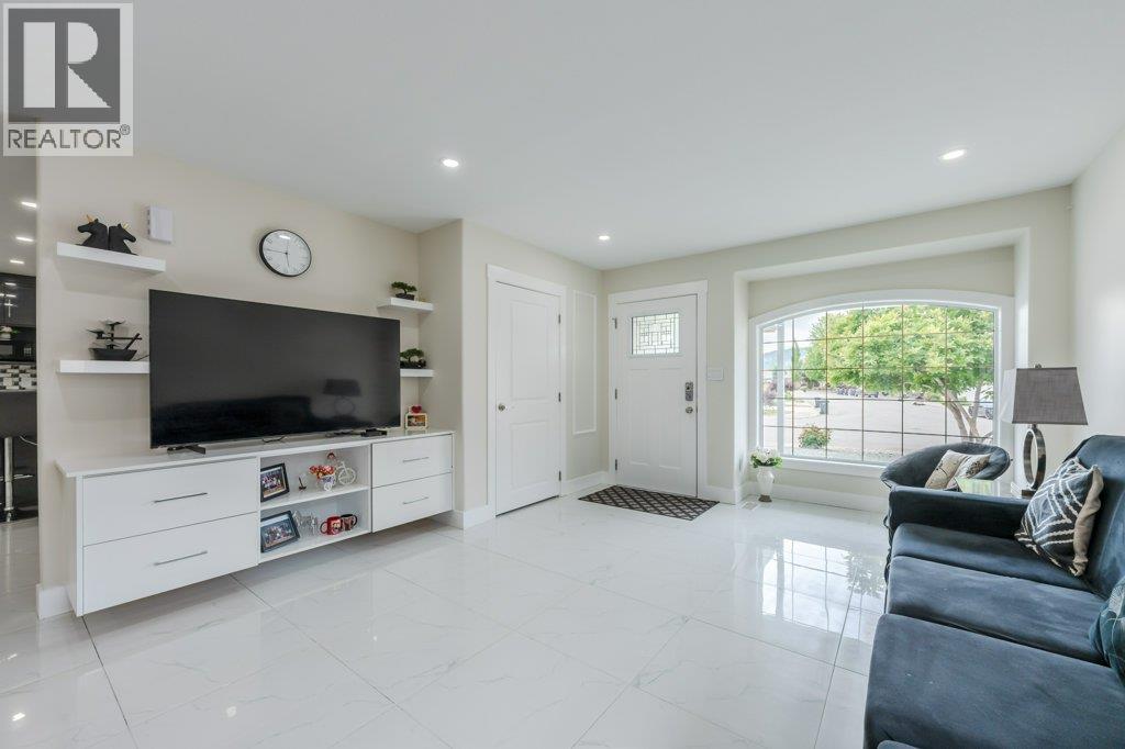 260 Willows Place, Oliver, British Columbia  V0H 1T4 - Photo 4 - 10388622