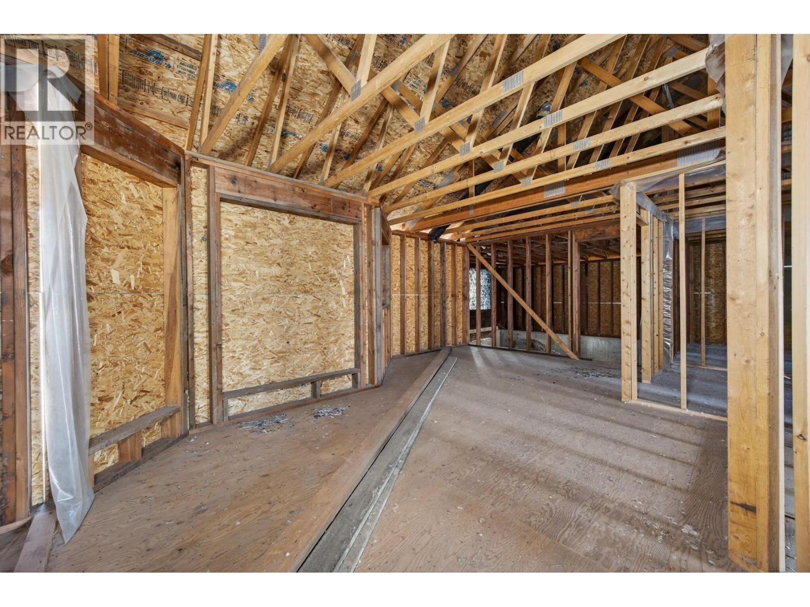 390 Marshall Road, Merritt, British Columbia  V1K 1N4 - Photo 10 - 10374921