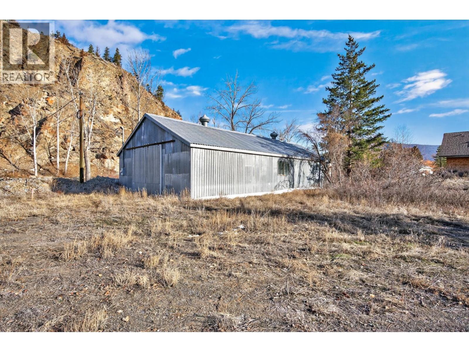 390 Marshall Road, Merritt, British Columbia  V1K 1N4 - Photo 4 - 10374921