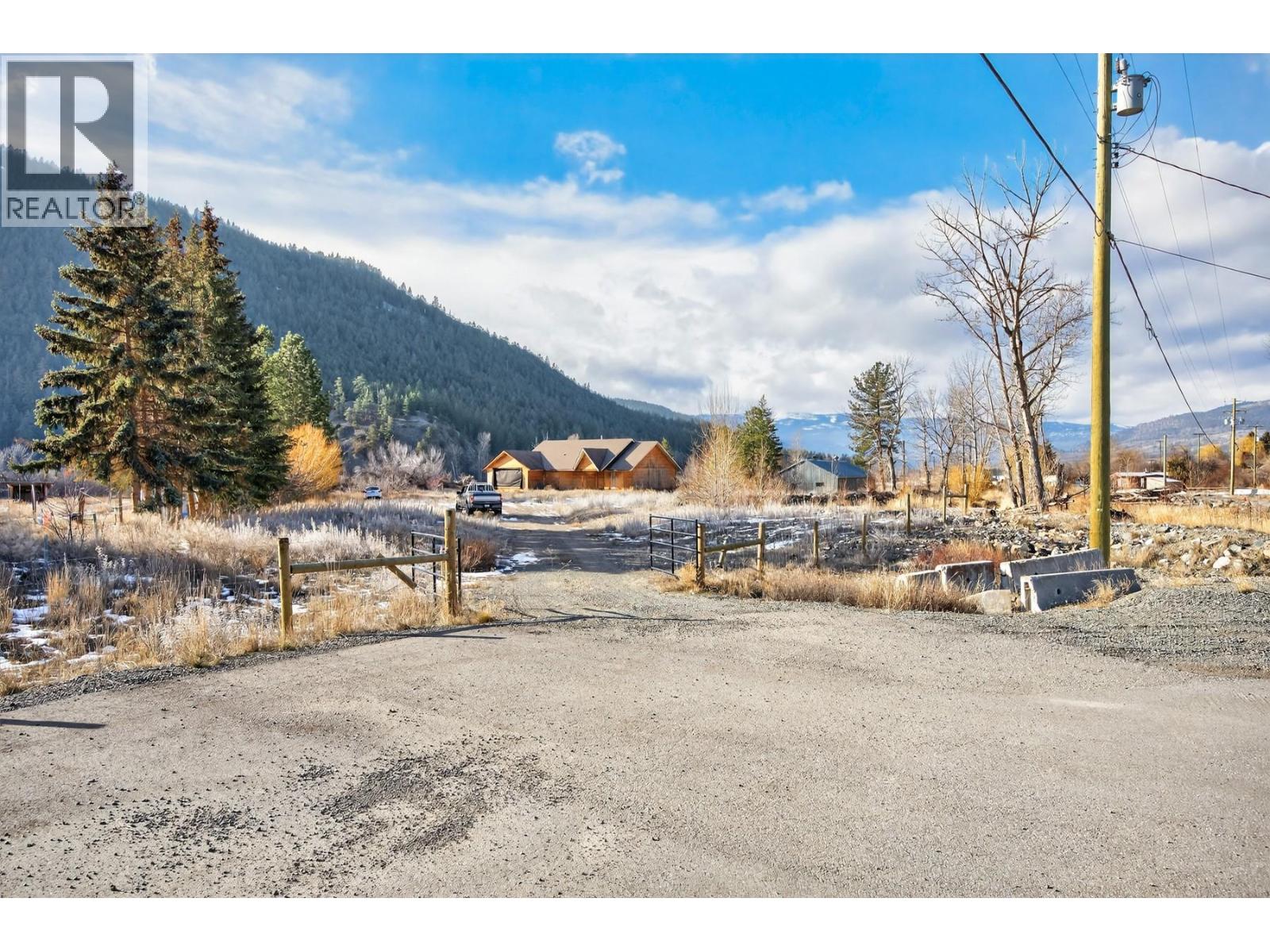 390 Marshall Road, Merritt, British Columbia  V1K 1N4 - Photo 7 - 10374921