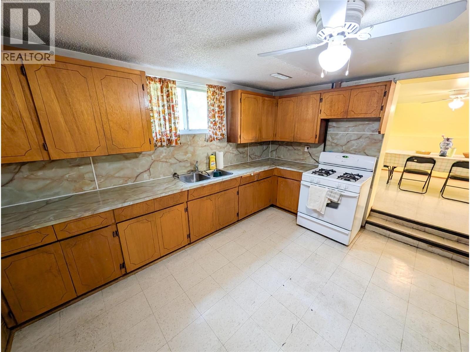 1449 Ord Road, Kamloops, British Columbia  V2B 7V2 - Photo 15 - 10389041