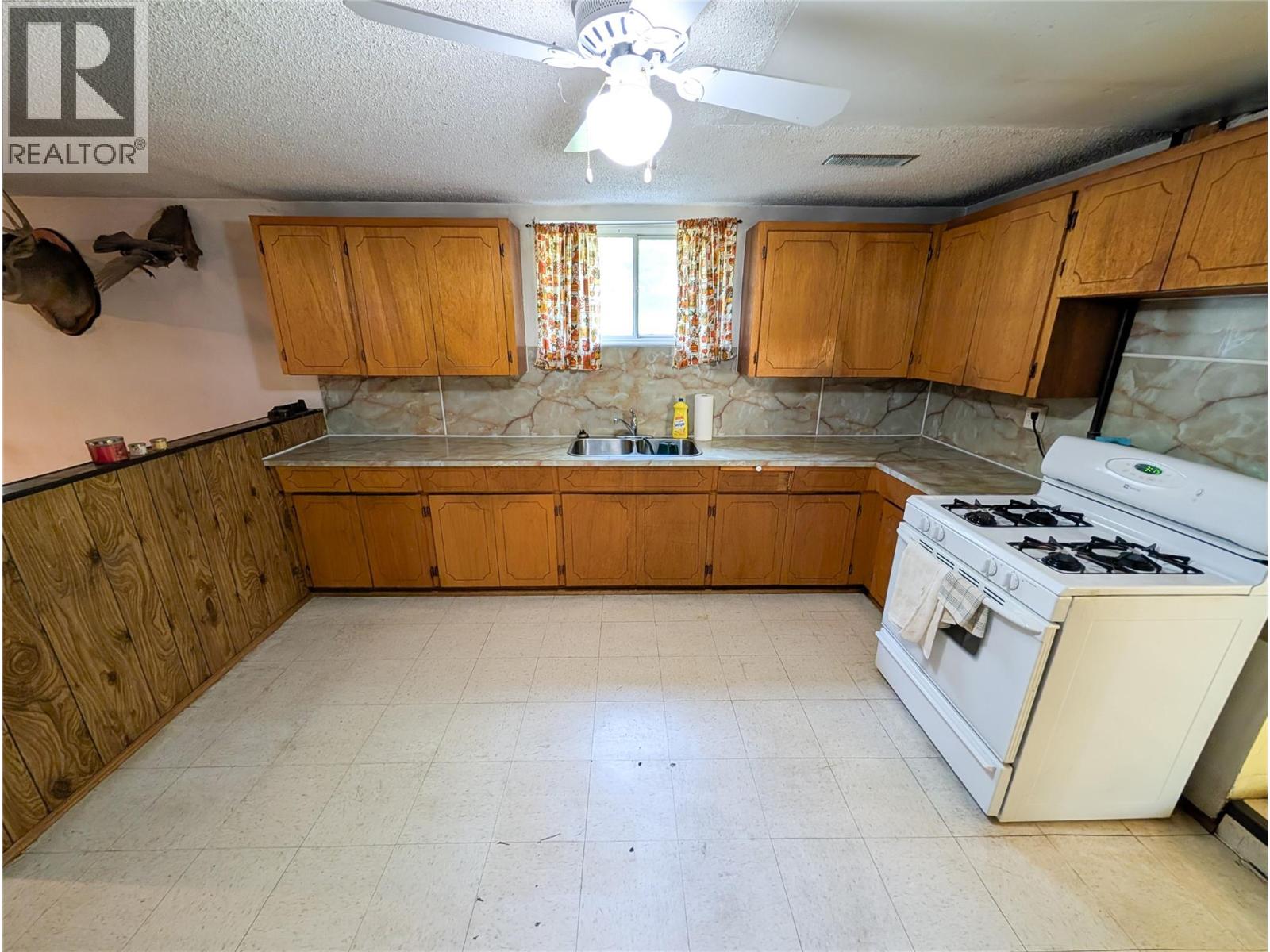 1449 Ord Road, Kamloops, British Columbia  V2B 7V2 - Photo 18 - 10389041
