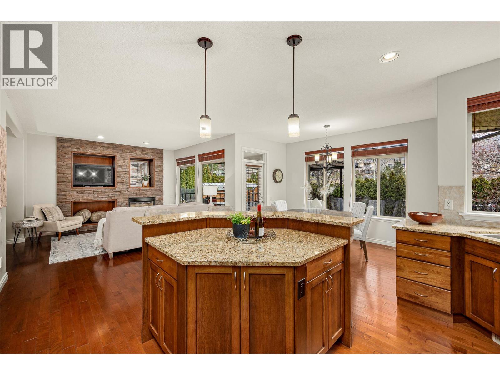647 Peridot Place, Kelowna, British Columbia  V1W 5E7 - Photo 19 - 10389099