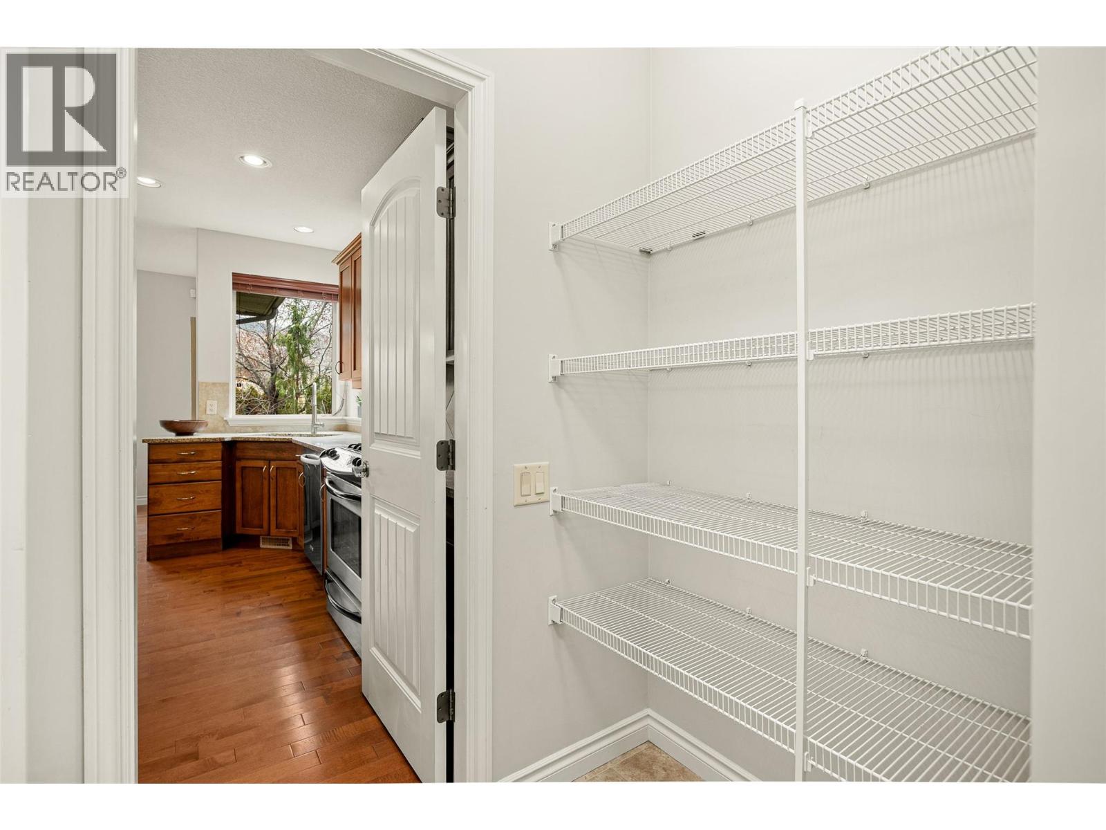 647 Peridot Place, Kelowna, British Columbia  V1W 5E7 - Photo 21 - 10389099