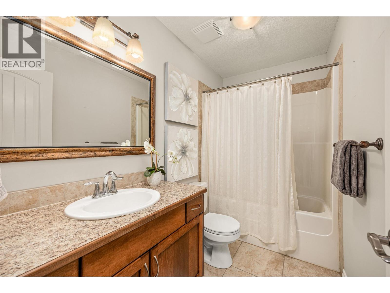 647 Peridot Place, Kelowna, British Columbia  V1W 5E7 - Photo 35 - 10389099