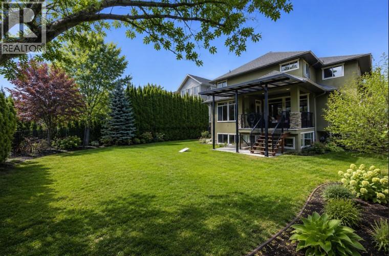 647 Peridot Place, Kelowna, British Columbia  V1W 5E7 - Photo 4 - 10389099