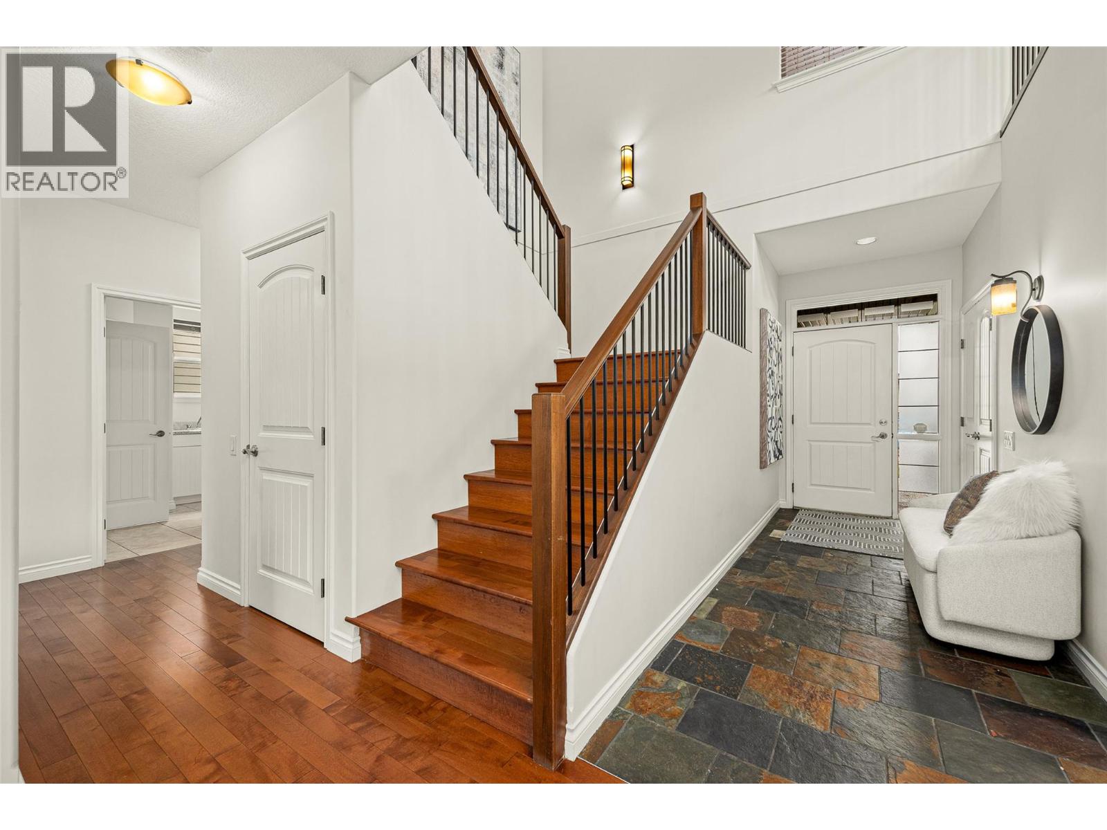 647 Peridot Place, Kelowna, British Columbia  V1W 5E7 - Photo 7 - 10389099