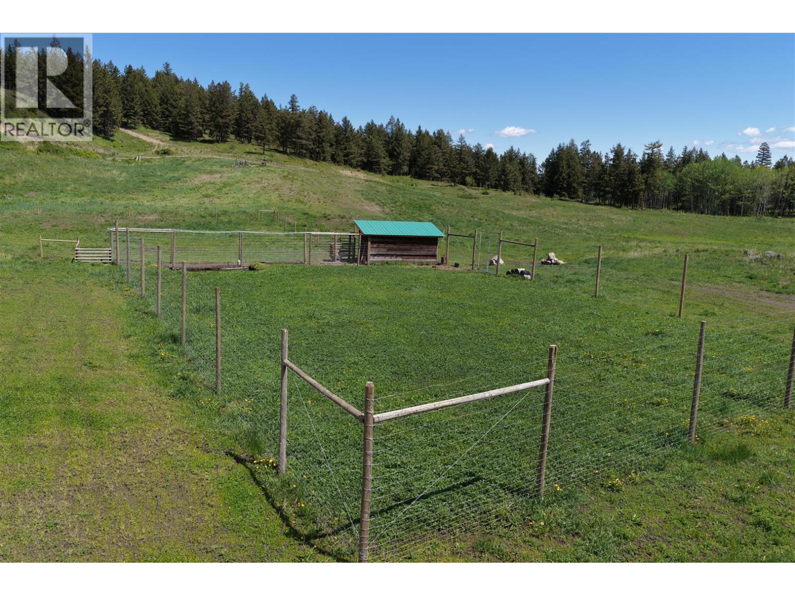 747 Armstrong Smith, Kaleden, British Columbia  V0H 1K0 - Photo 13 - 10389015