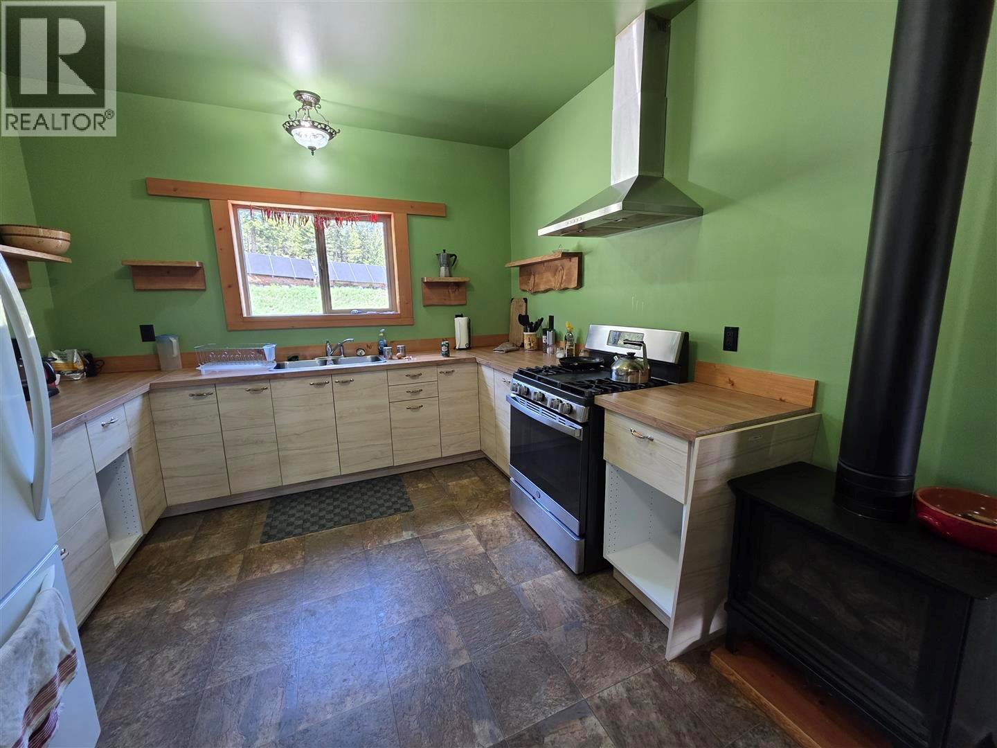 747 Armstrong Smith, Kaleden, British Columbia  V0H 1K0 - Photo 28 - 10389015