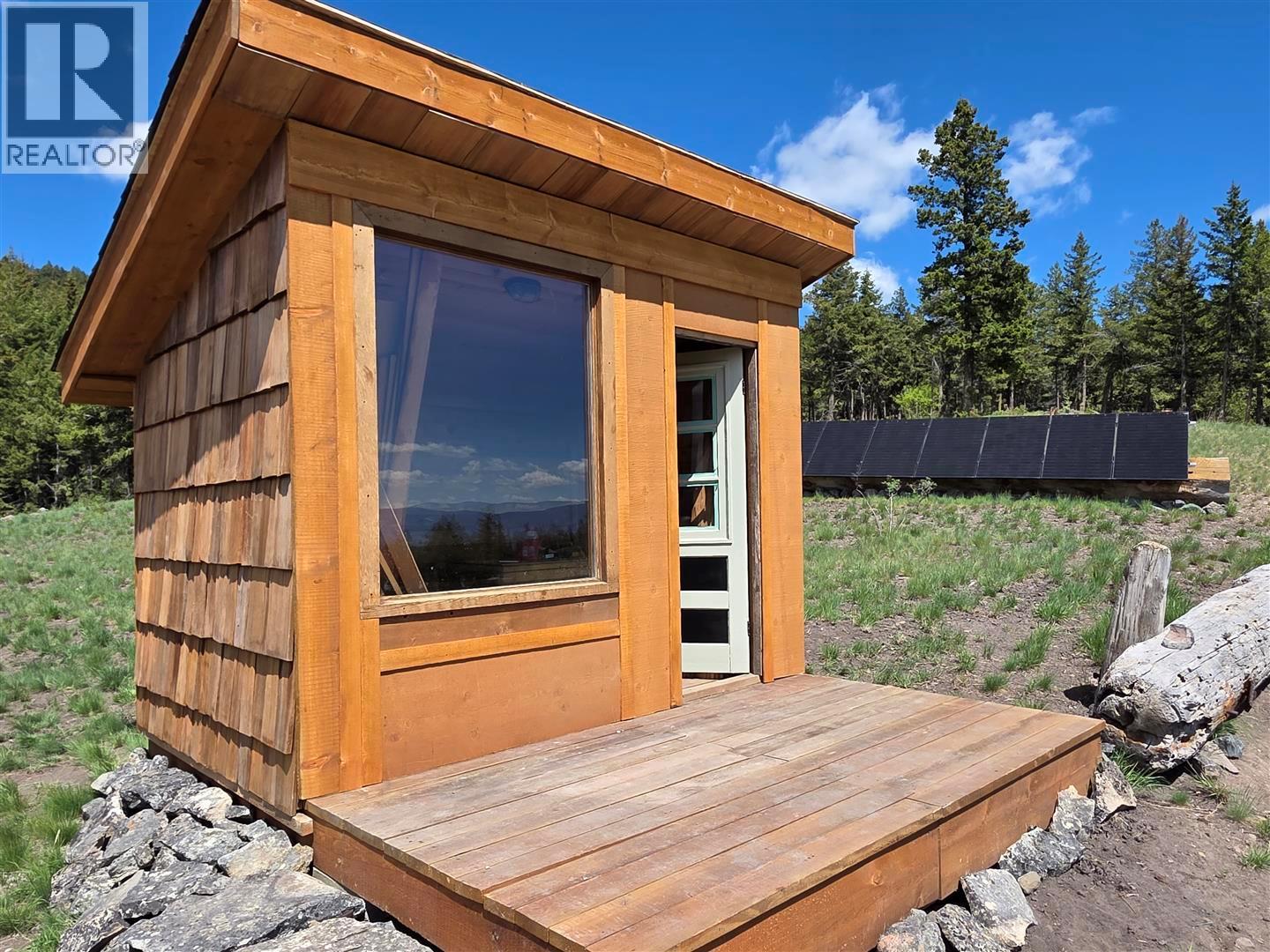 747 Armstrong Smith, Kaleden, British Columbia  V0H 1K0 - Photo 32 - 10389015