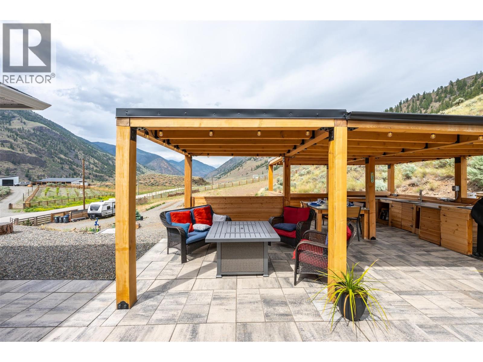 130 Pin Cushion Trail, Keremeos, British Columbia  V0X 1N0 - Photo 34 - 10389010